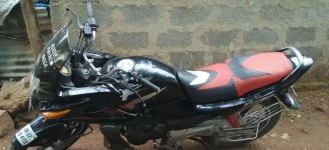 Hero Karizma 223 cc 2010