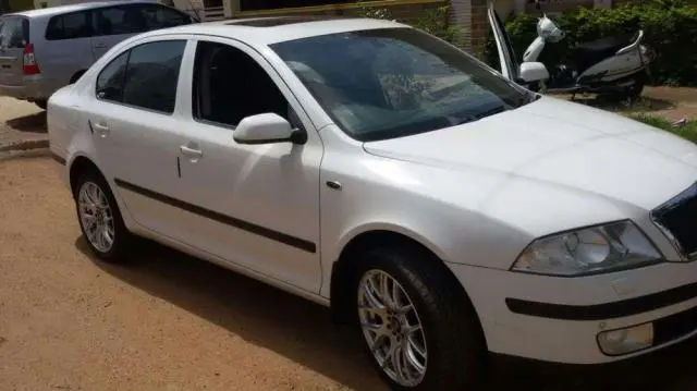 Skoda Laura L&K 2.0 TDI AT 2008