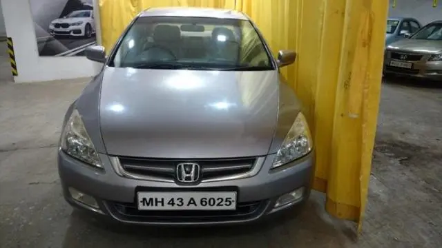 Honda Accord 2.4 VTI L MT 2005