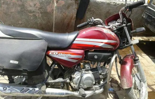 Hero CD Deluxe 100cc 2016