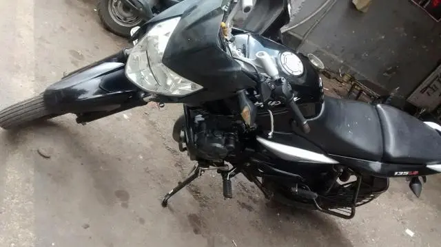 Bajaj Pulsar 135LS 135cc 2010
