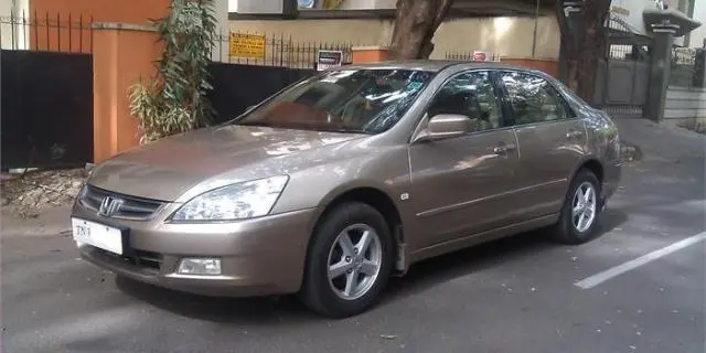 Honda Accord 2.4 AT 2005
