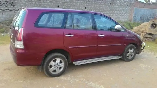 Toyota Innova 2.5 V 7 STR 2006