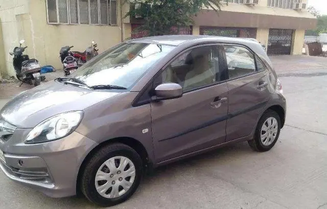 Honda Brio VX i-DTEC 2013