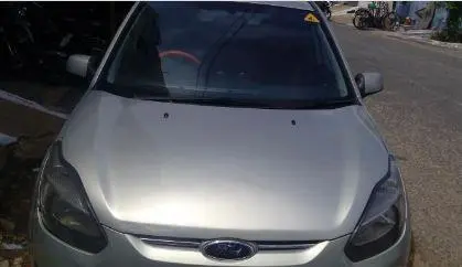 Ford Figo DURATORQ TITANIUM 1.4 2010