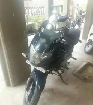 Bajaj Pulsar 220 F STD 2011