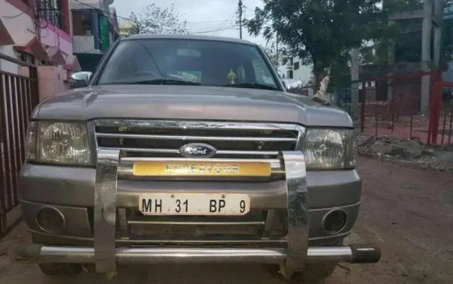 Ford Endeavour 4x2 2004