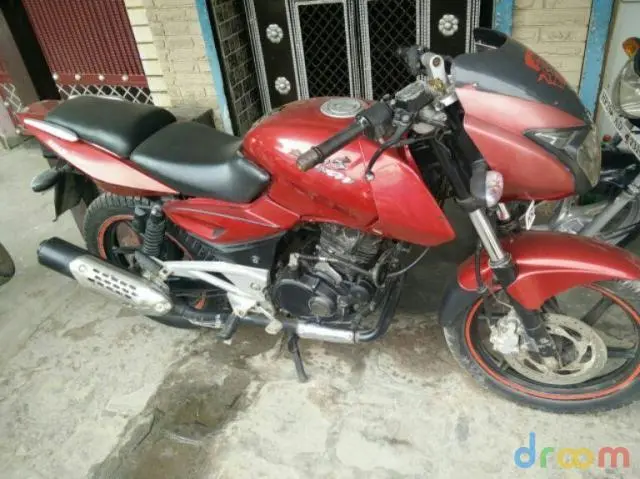 Bajaj  Pulsar 180cc 2010