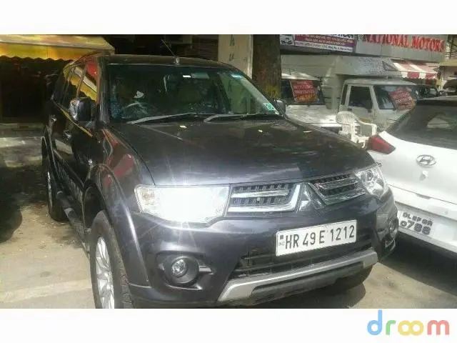 Mitsubishi Pajero Sport 2.5 AT  2015
