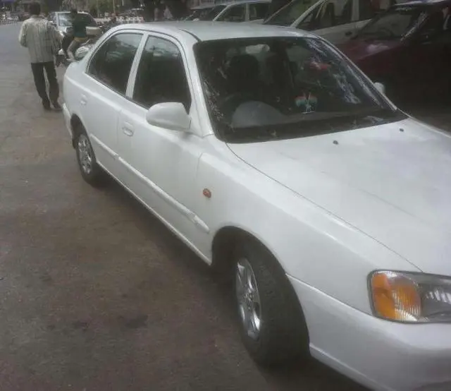 Hyundai Accent GLE 2004