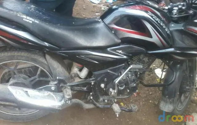 Bajaj Discover 150F 2015