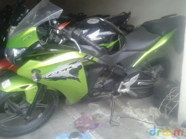 Honda CBR 250R 2012