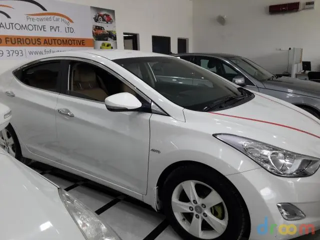 Hyundai Elantra 1.6 SX AT 2013