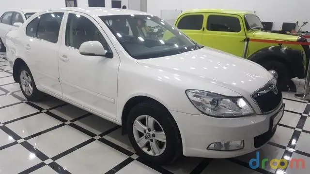 Skoda Laura Active 1.8 TDI 2011