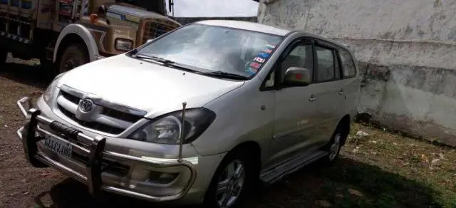 Toyota Innova 2.5 V 7 STR 2007
