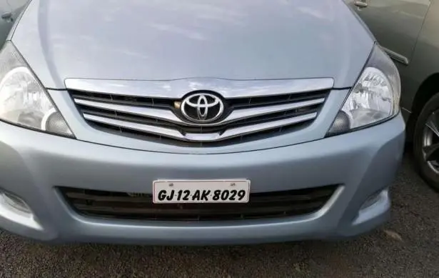Toyota Innova 2.5 V 2011