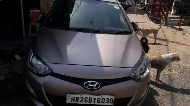 Hyundai i20 Magna (O) 1.4 CRDi 2013