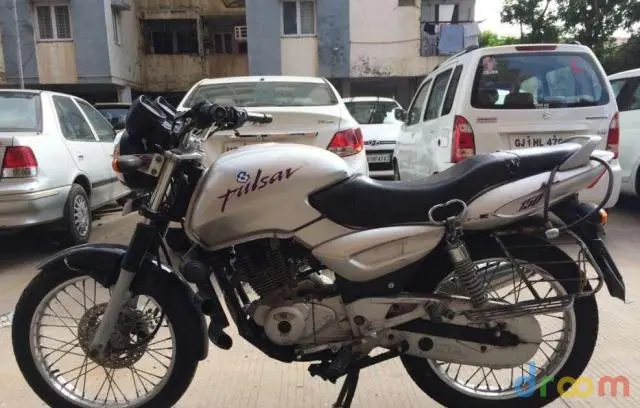 Bajaj Pulsar 150cc 2005