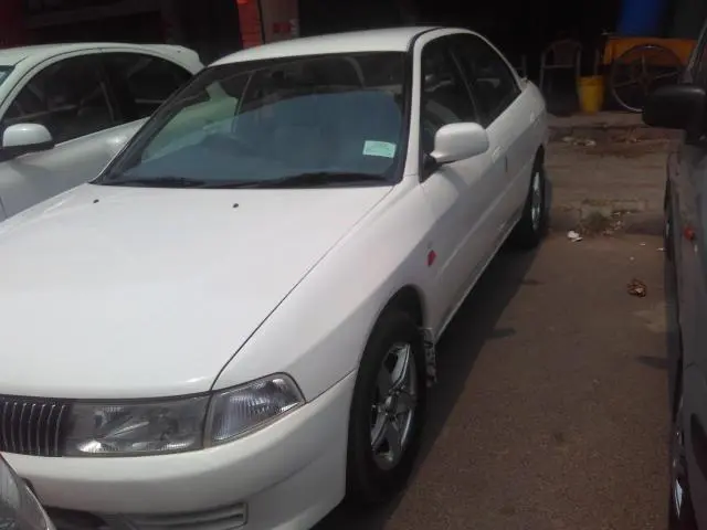 Mitsubishi Lancer LXD 2.0 2010