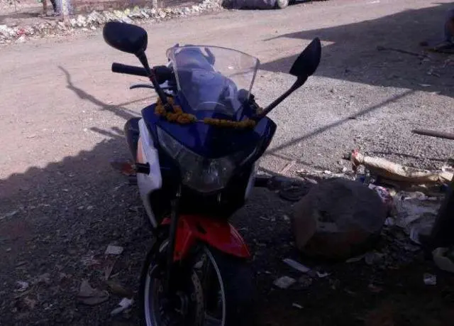Honda CBR 250R 2011