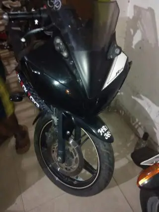 Yamaha YZF-R15 150cc 2011