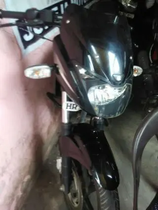 Bajaj Pulsar 180cc 2014
