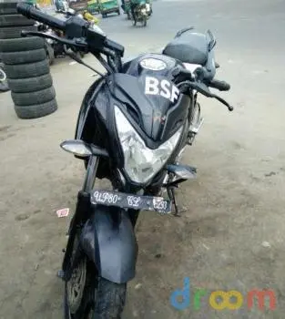 Bajaj Pulsar 200cc 2013