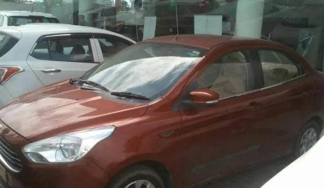 Ford Figo Aspire Titanium Plus 1.2 Ti-VCT 2015