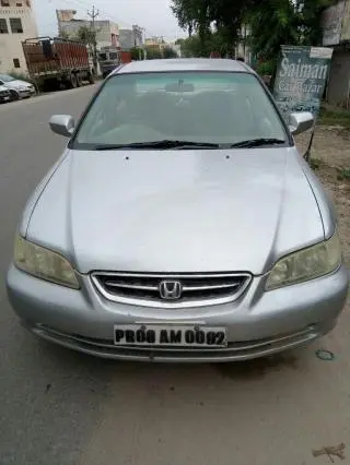 Honda Accord 2.3 VTI MT 2002