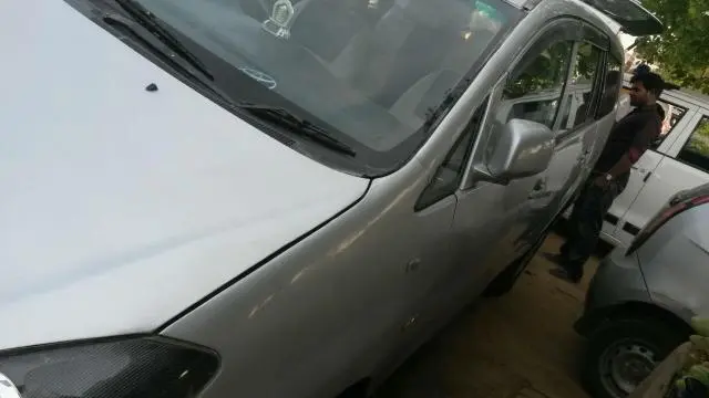 Toyota Innova 2.0 G 2005