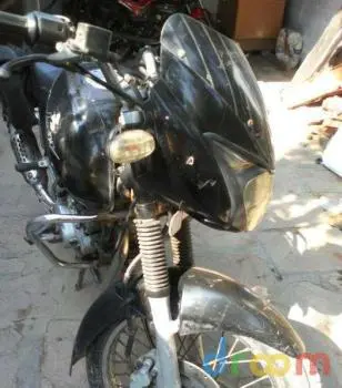 Bajaj Pulsar 150cc 2005
