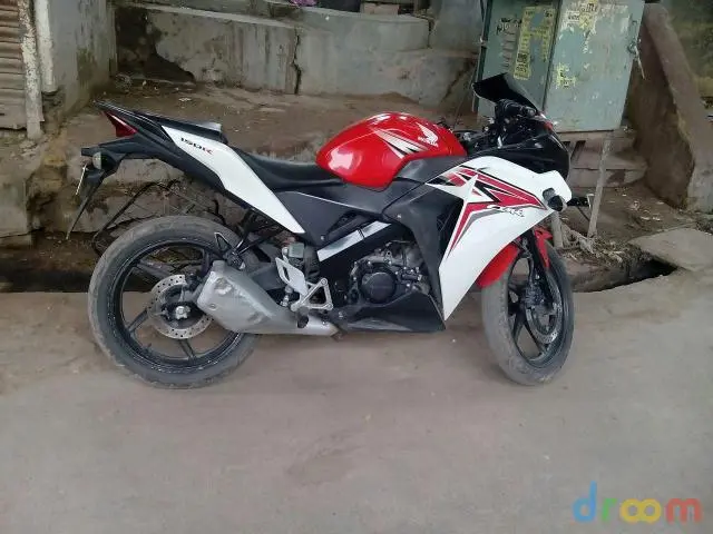 Honda CBR 150R 150cc 2012