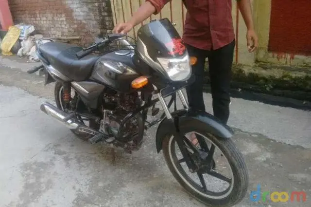 Bajaj Platina 125cc 2010