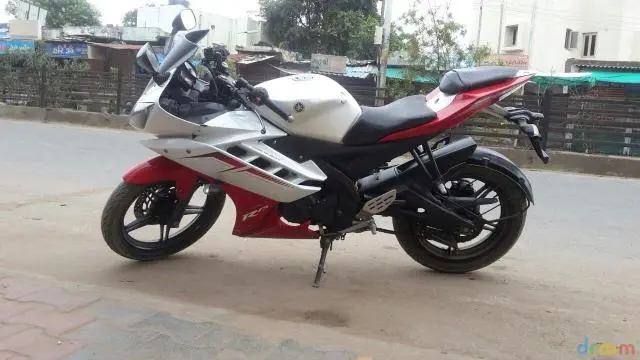 Yamaha YZF-R15 2.0 150cc 2013