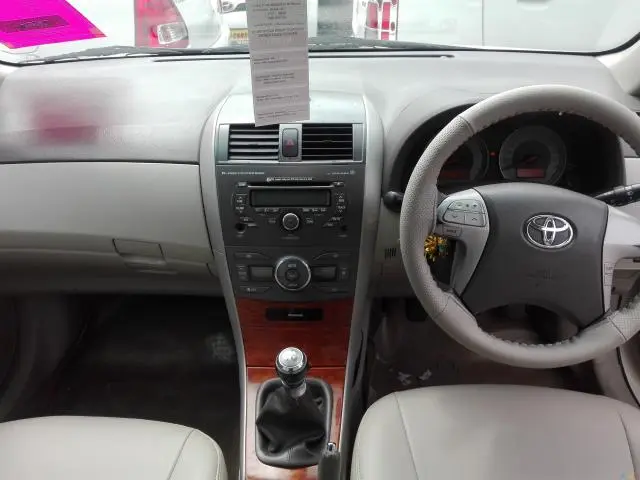Toyota Corolla Altis J DIESEL 2010