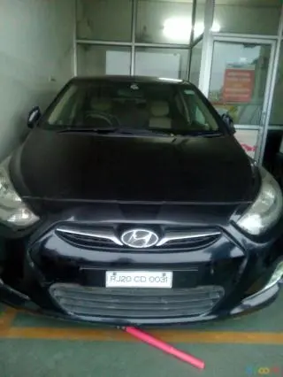 Hyundai Verna CRDI 1.6 EX AT 2013