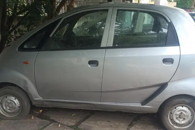 Tata Nano CX 2011