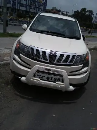 Mahindra XUV500 W8 2013