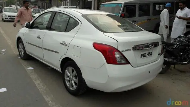 Nissan Sunny XV DIESEL 2012