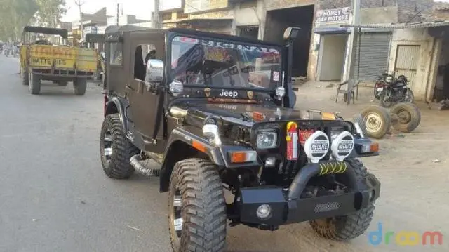 Mahindra Jeep Classic 1995