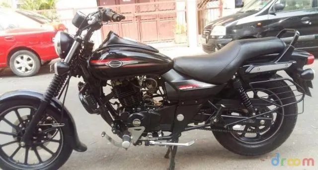 Bajaj Avenger Street 220 2015