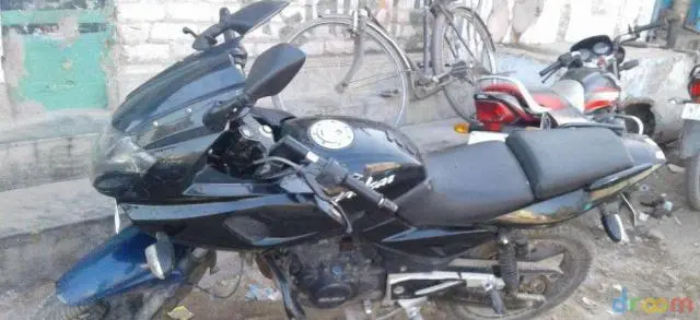 Bajaj Pulsar 220 STD 2014