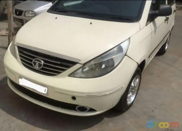 Tata Indica Vista LS Quadrajet 2011