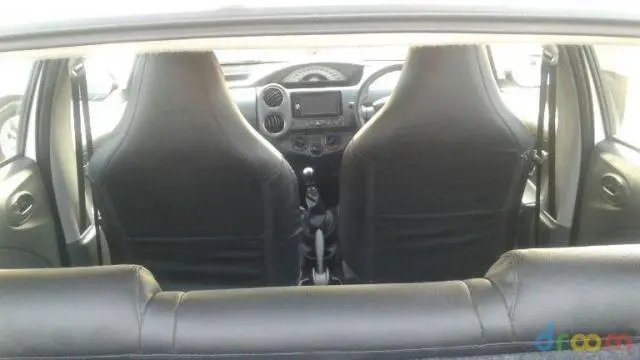 Toyota Etios Liva GD 2012