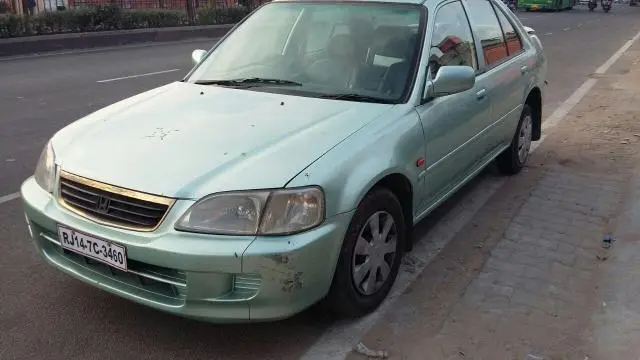 Honda City 1.3 EXI 2003
