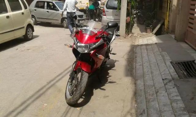 Honda CBR 250R 2011
