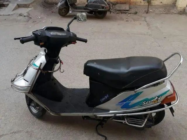 TVS Scooty ES 60cc 2003