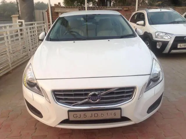 Volvo S60 KINETIC D3 2013