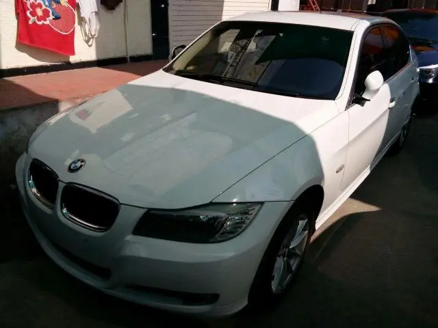 BMW 3 Series 320d 2010