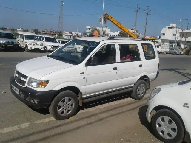 Chevrolet Tavera Neo 3 Max -9 STR BS-III 2016